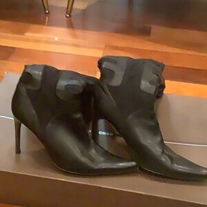 Women's Black Knee-High Boots